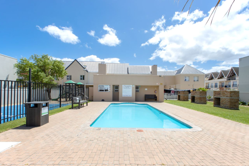 To Let 2 Bedroom Property for Rent in Whispering Pines Western Cape